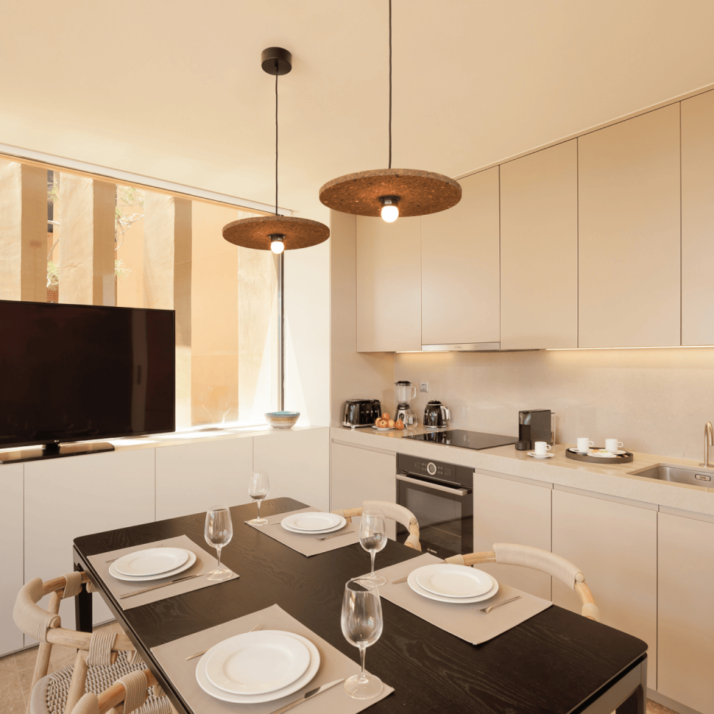 palmares-t1-kitchen-and-dining-area