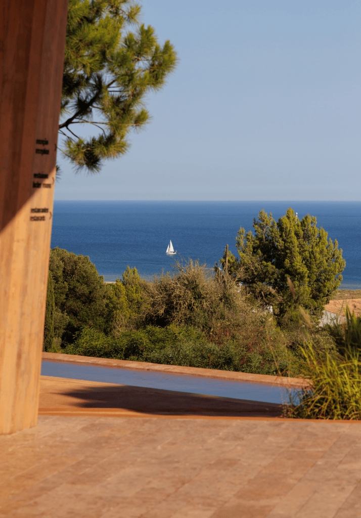 palmares-vista-mar-algarve-vela-natureza-tranquilidade