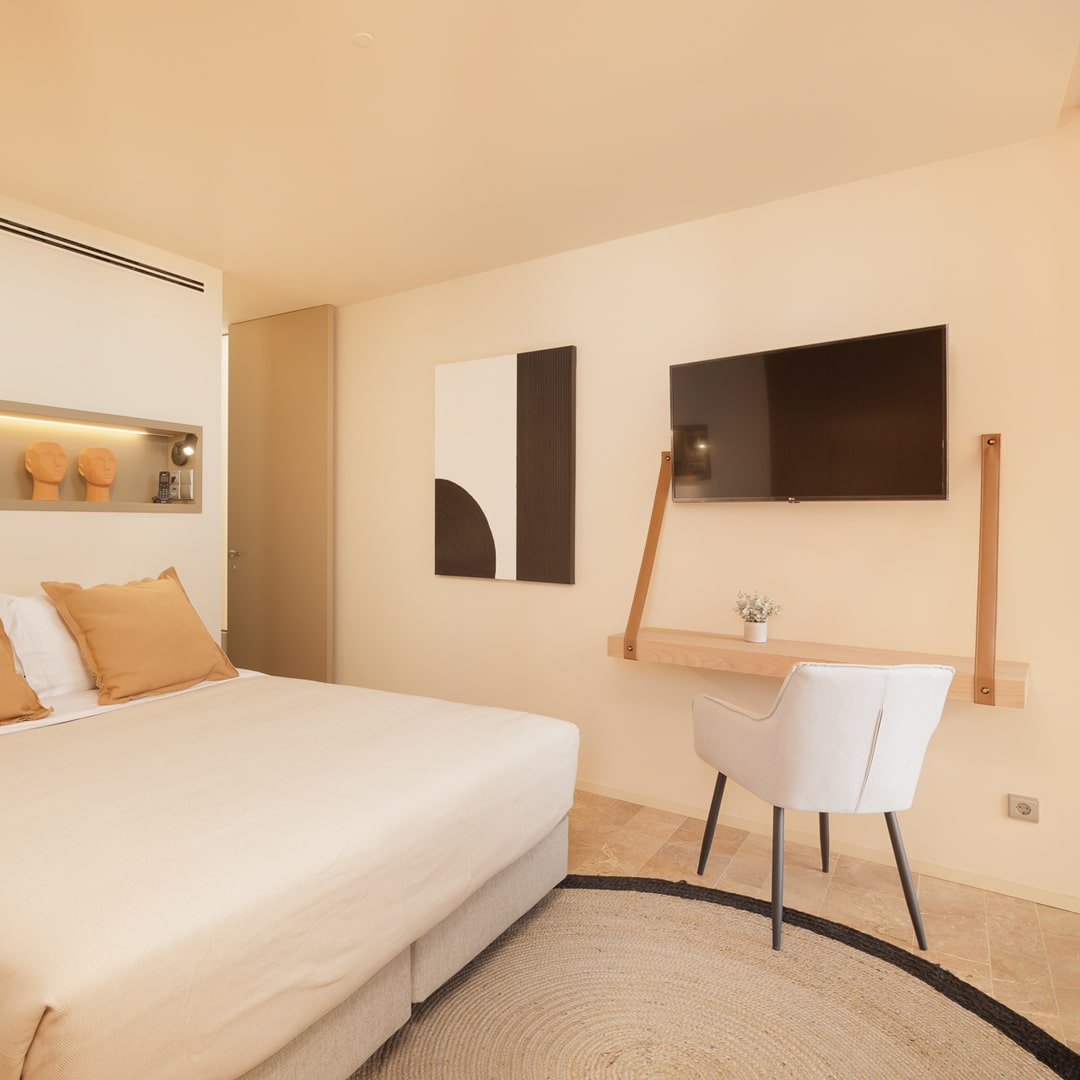 signature-1-bedroom2-min
